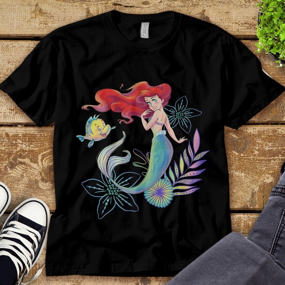 Disney Ariel The Little Mermaid And Cute Fish Princess Vintage Unisex T-shirt - Picture 1 of 2